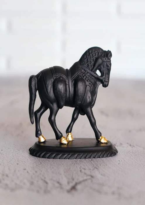 Trotting Horse