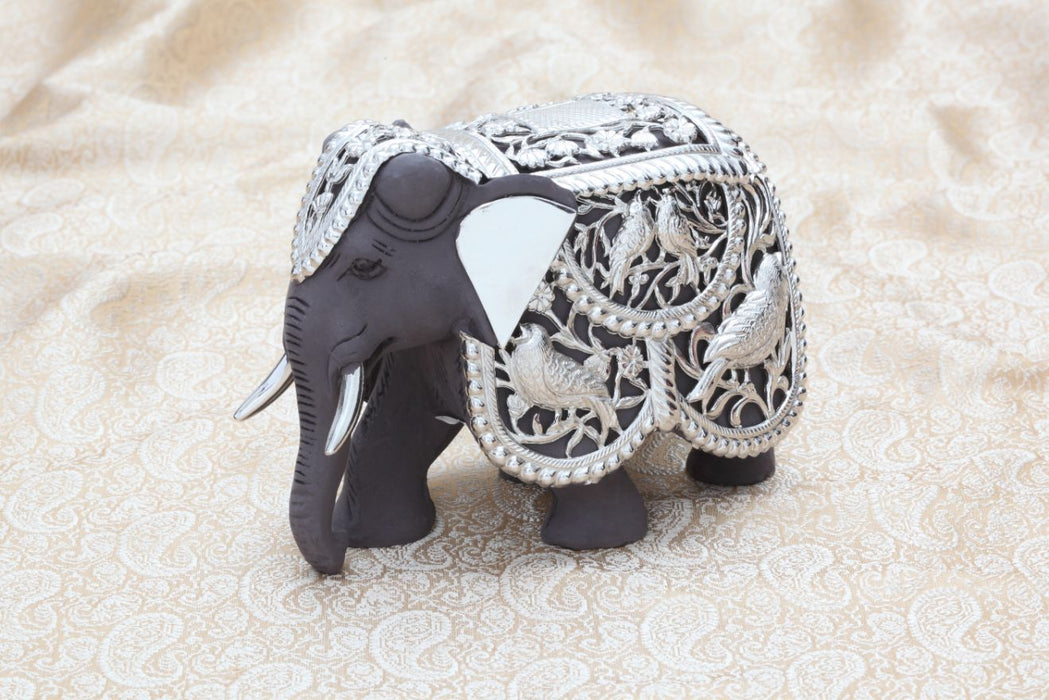 Elephant (with cladding)