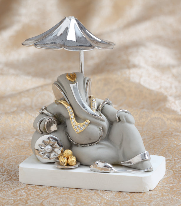 Ganesha (with umbrella)
