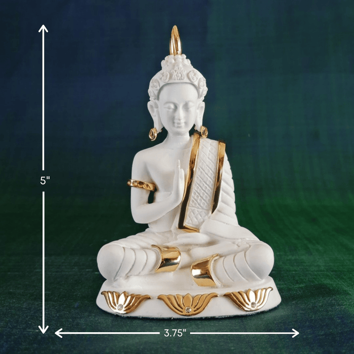 Minimal Sitting Buddha