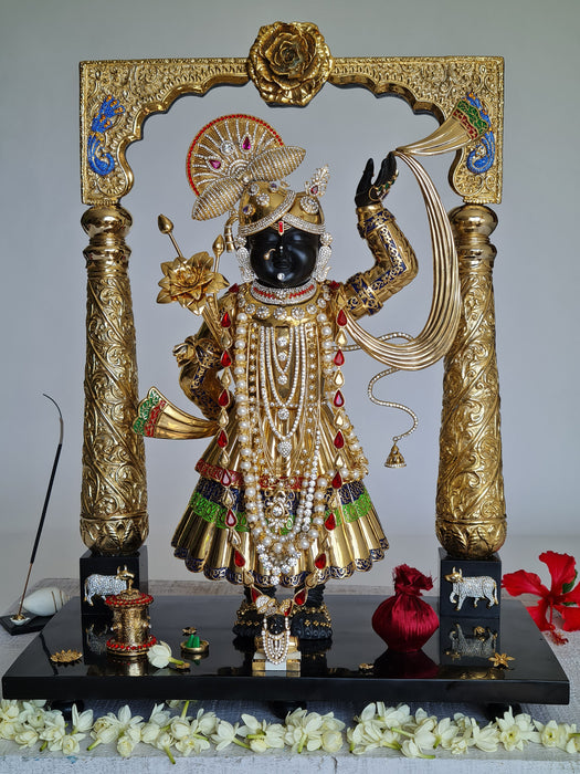 Ornamental Srinath with arch (large)
