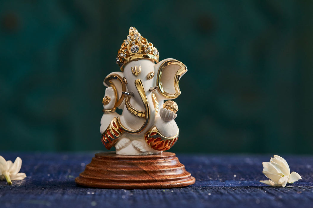 Ganesha (sitting)