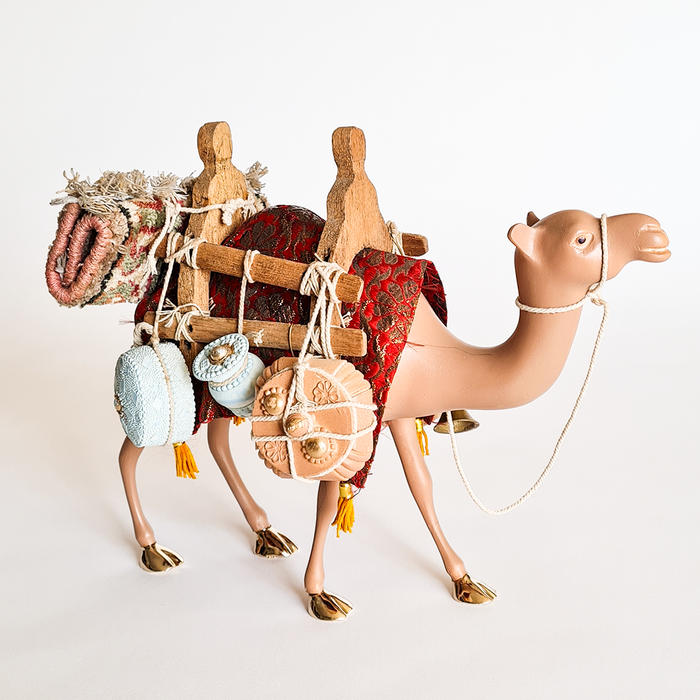 Travelling Camel(embellished with electro plated metal)