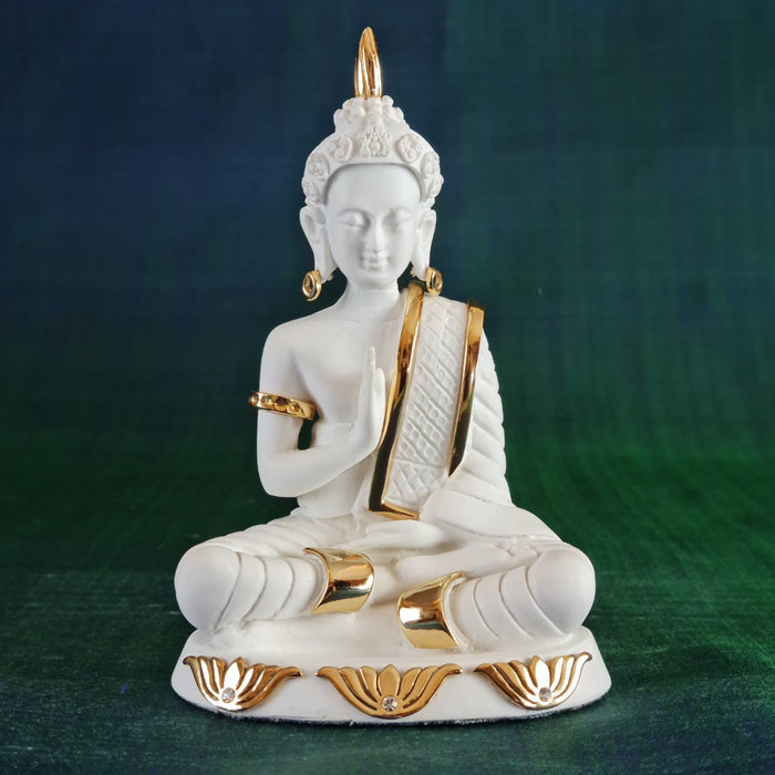 Minimal Sitting Buddha