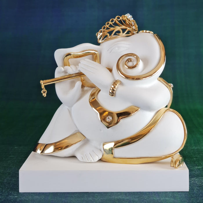 Minimal Ganesha (with flute)